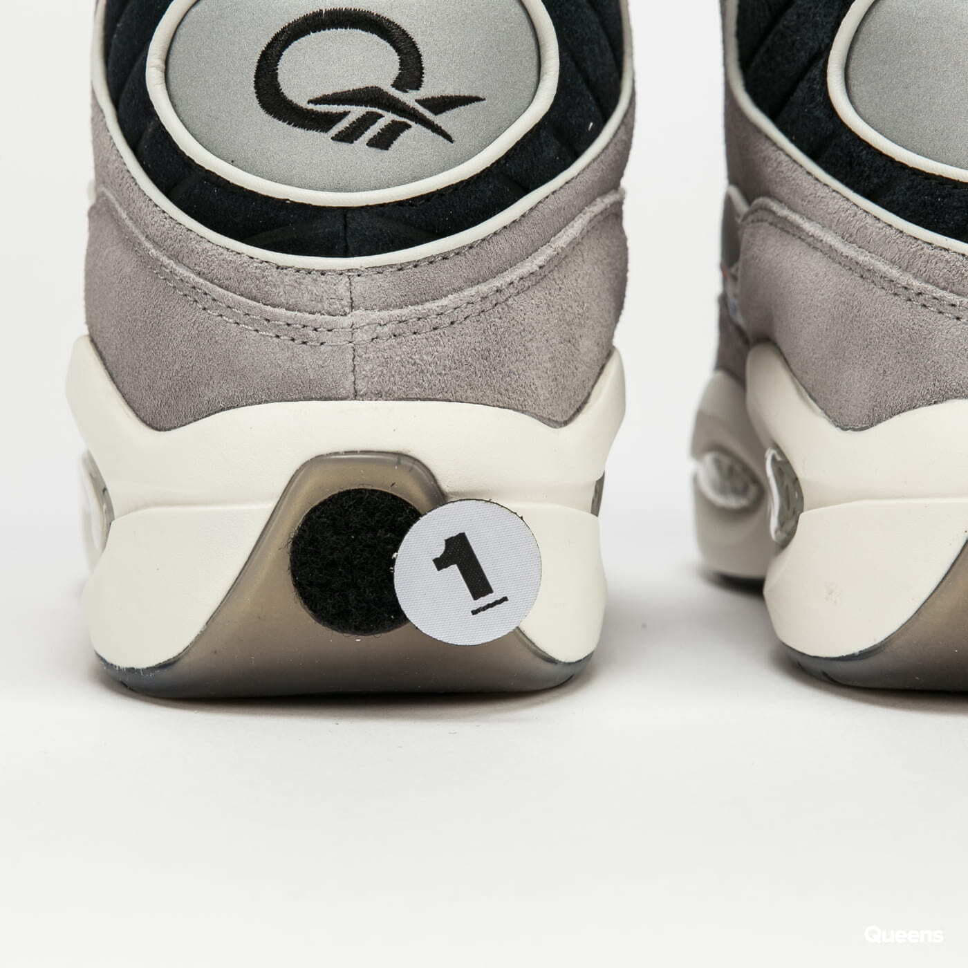 Men's sneakers and shoes Reebok Question Mid MgsOGr/ Vecblu/ Black
