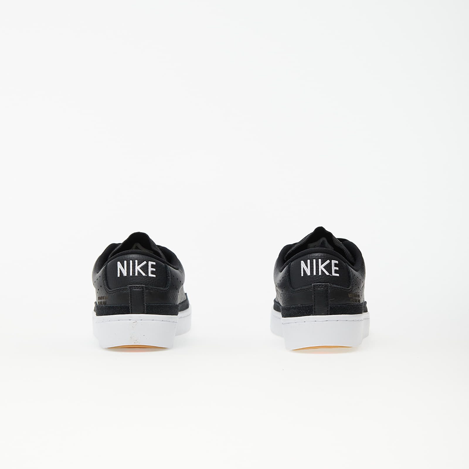 Încălțăminte și sneakerși pentru bărbați Nike Blazer Low X Black/ White/ Gum Light Brown