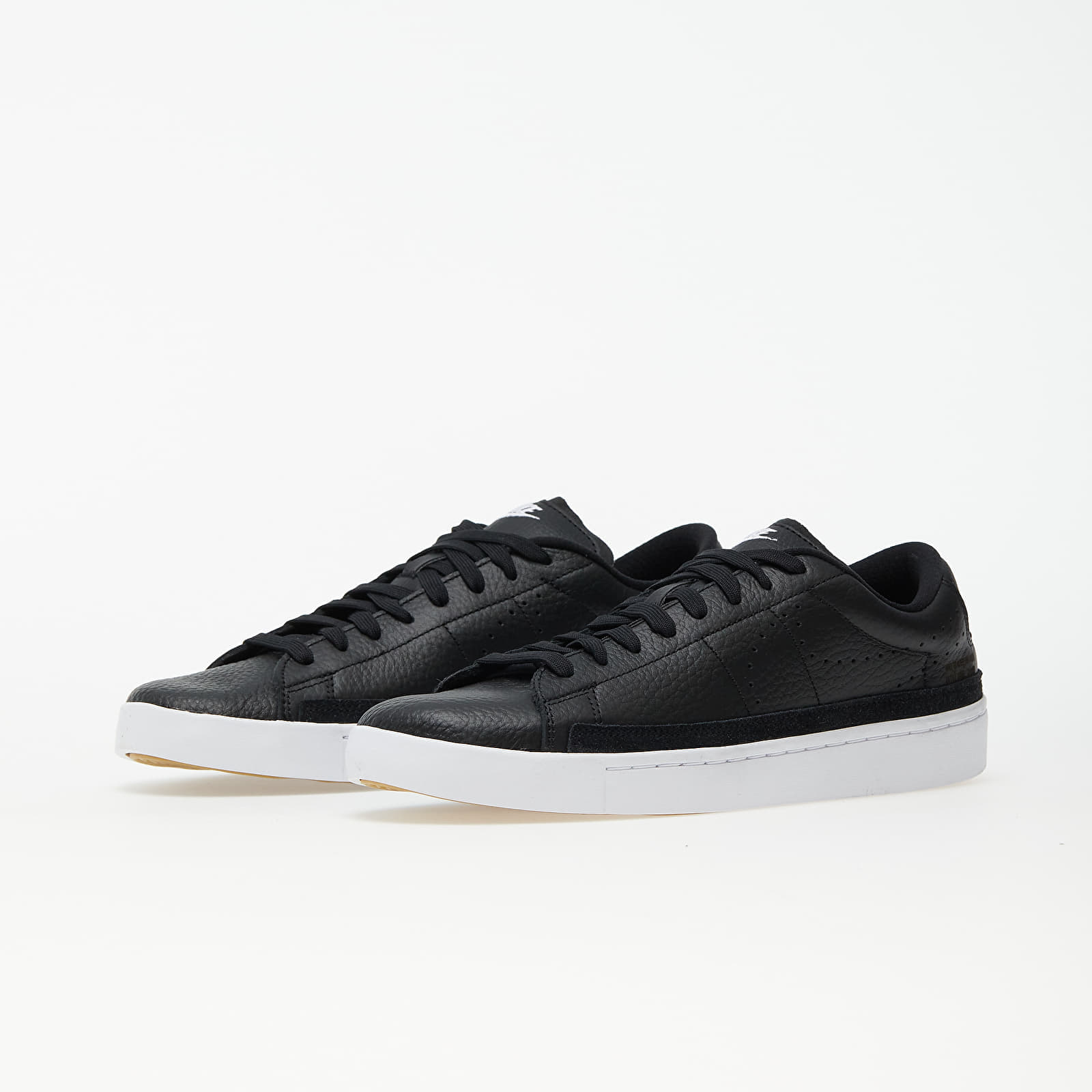 Încălțăminte și sneakerși pentru bărbați Nike Blazer Low X Black/ White/ Gum Light Brown