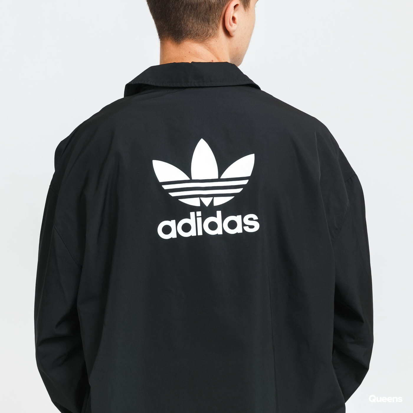 Windbreakers adidas Originals Coach Jacket Black