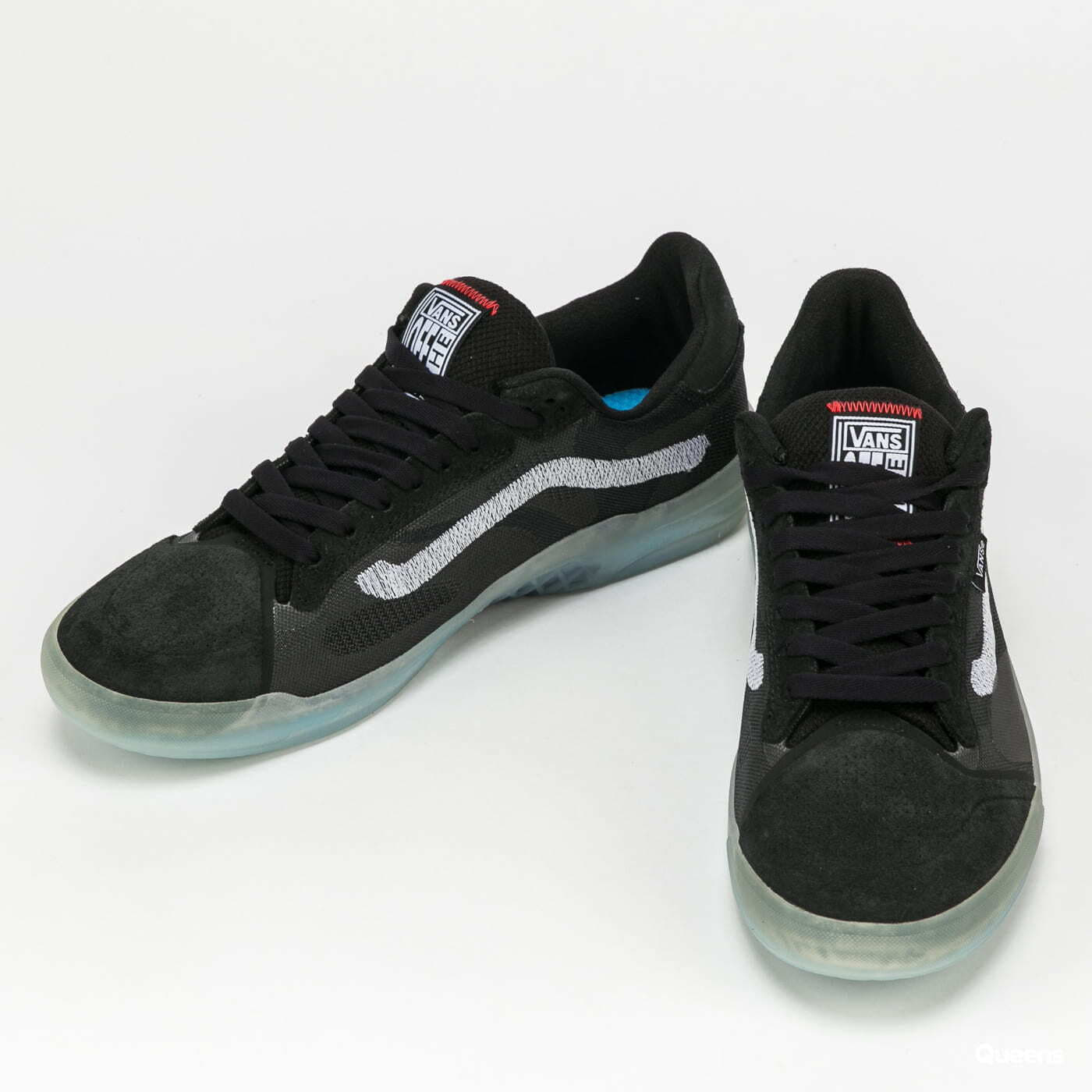 Men's sneakers and shoes Vans Evdnt Ultimatewaf Black/ Black/ White