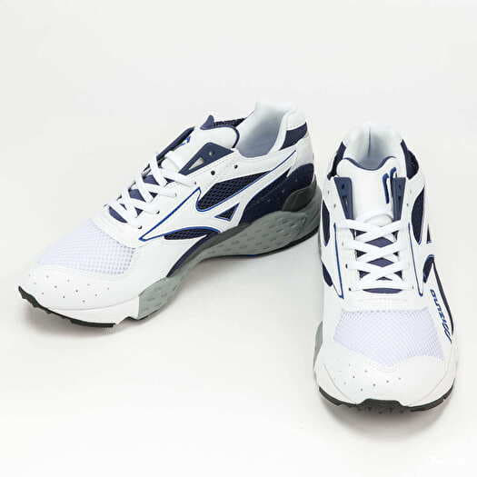 Mizuno clearance control shoes