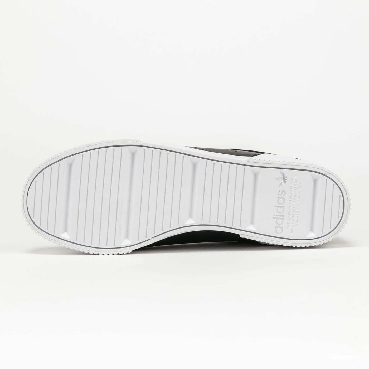 Turnschuhe und Schuhe für Männer adidas Originals Court Tourino Core Black/ FtwWhite/ FtwWhite