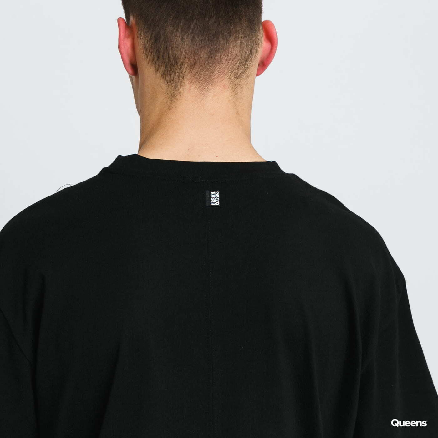 Trička Urban Classics Oversized Big Flap Pocket Tee Black