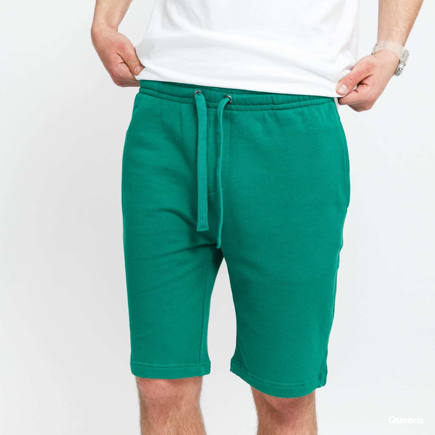 Shorts Urban Classics Basic Sweatshorts Green