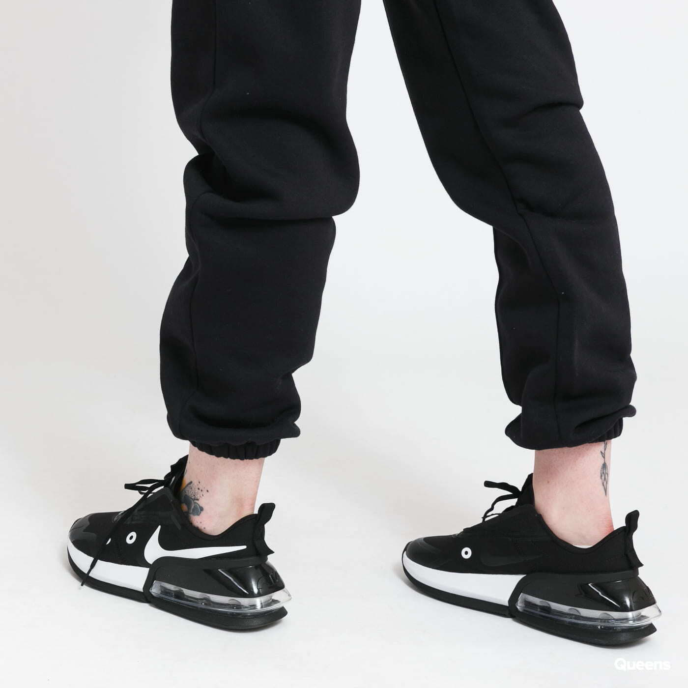 Black nike sweats women's clearance