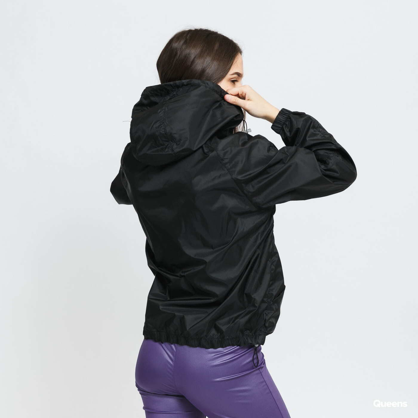 Übergangsjacken Urban Classics Ladies Transparent Light Pull Over Jacket  Black | Queens