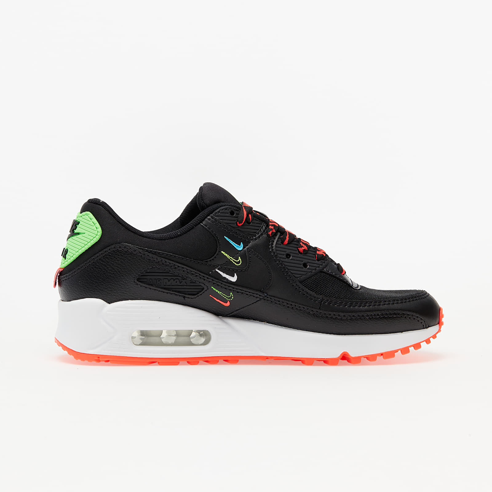 Dámske topánky a tenisky Nike W Air Max 90 Worldwide Black/ Black/ Flash Crimson