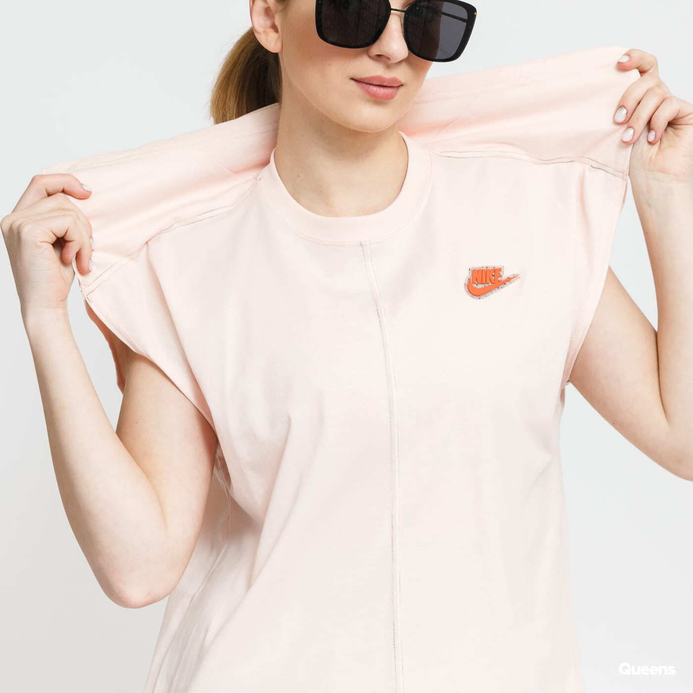 Šaty Nike Sportswear Dress Earth Day Pink
