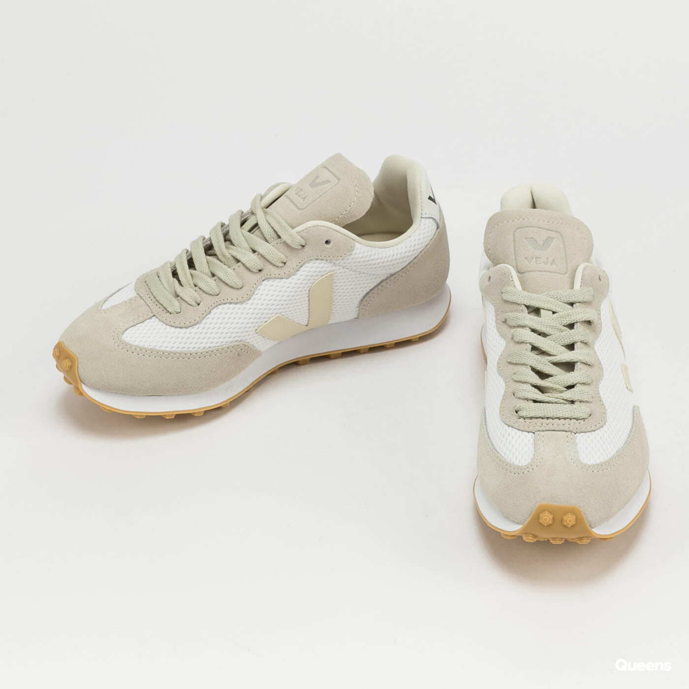 Women's sneakers and shoes Veja WM Rio Branco C/O Alveomesh White/ Pierre/ Natural
