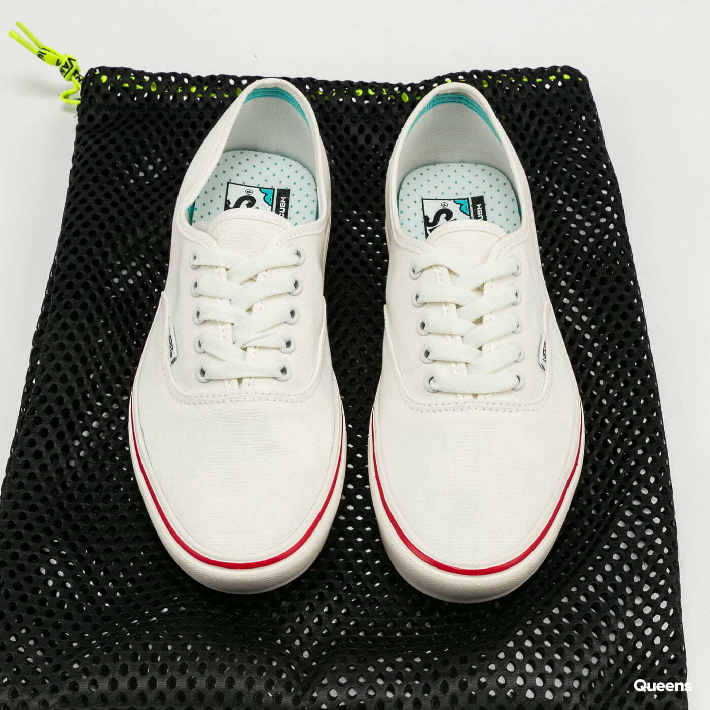 Men's sneakers and shoes Vans Comfycush Authent Blanc De Blanc/ Red