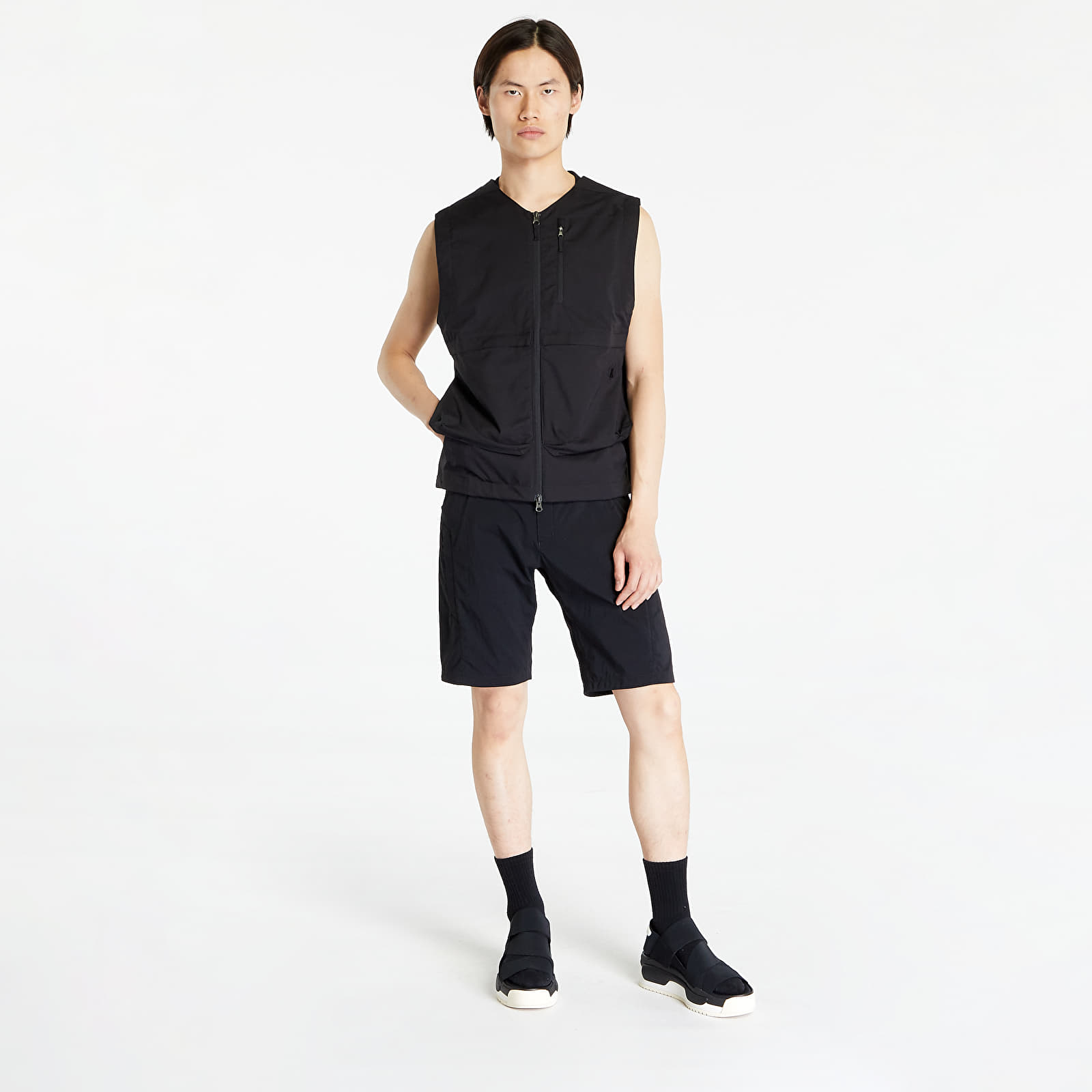 Безрукавки POUTNIK BY TILAK Blade Vest Black