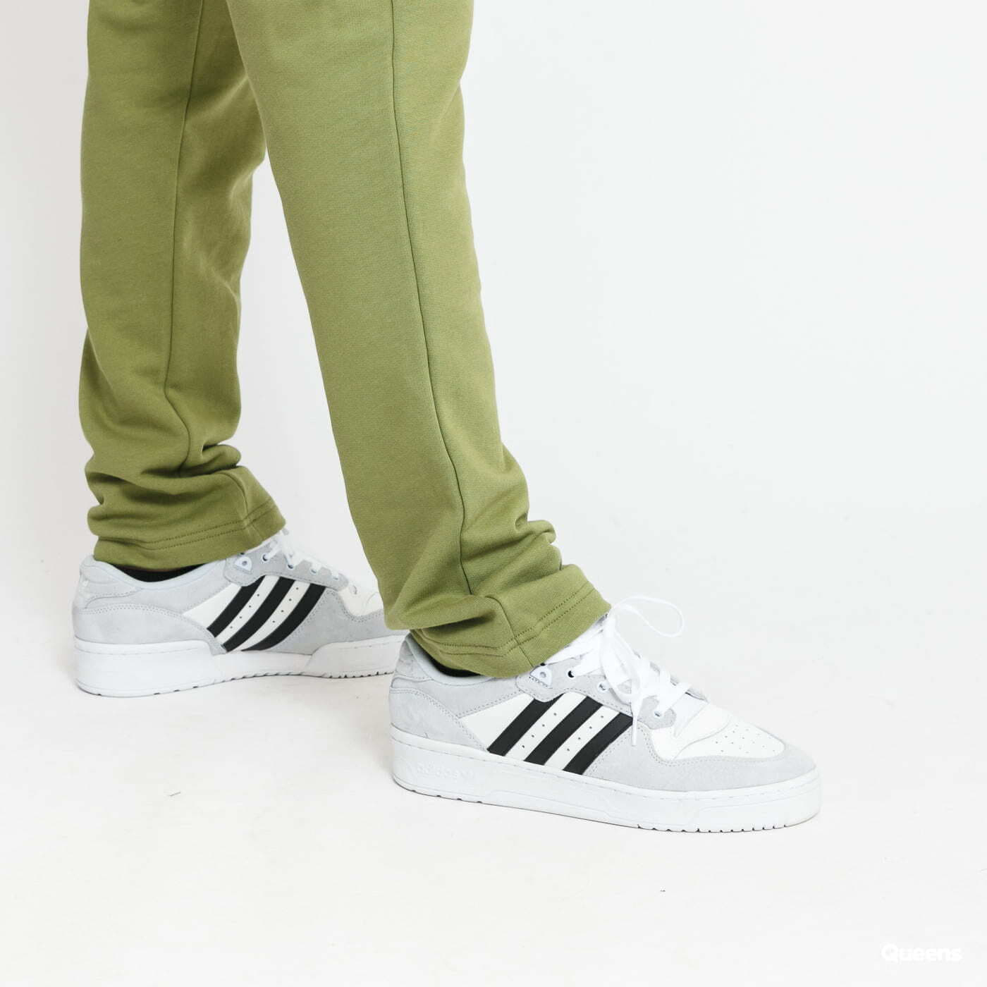 Jogginghosen Urban Classics Organic Low Crotch Sweatpants Olive