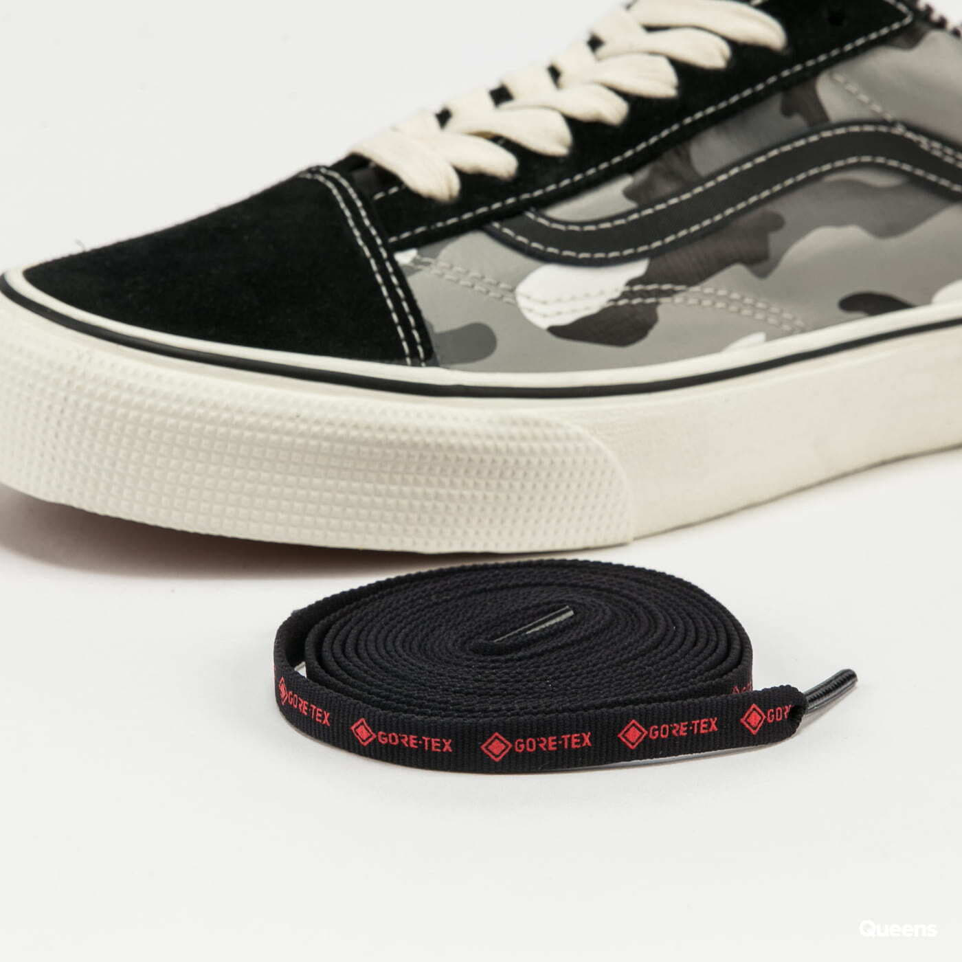 Men s shoes Vans Old Skool Gore Tex Black Camo Queens