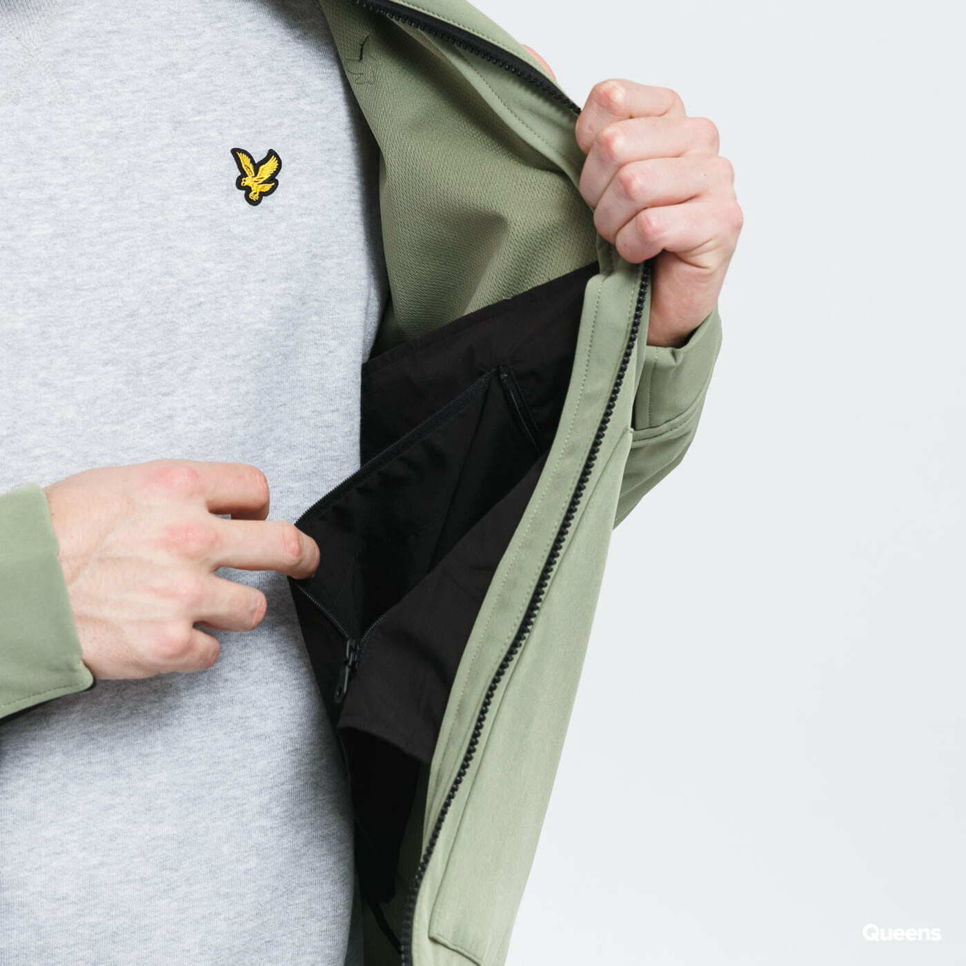 Bundy Lyle & Scott Funnel Neck Softshell Jacket Olive