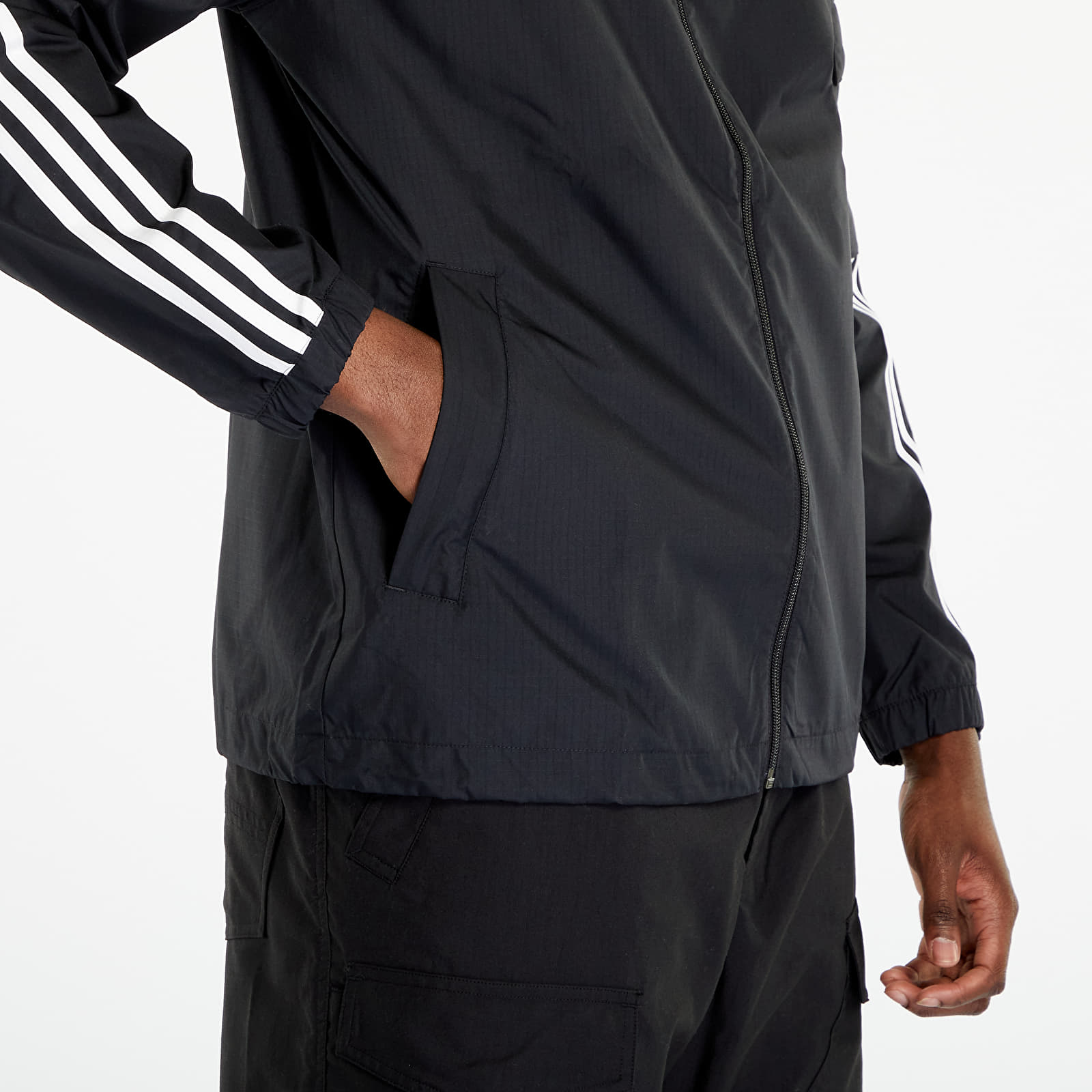 Větrovky adidas Originals 3 Stripes Windbreaker FZ Black