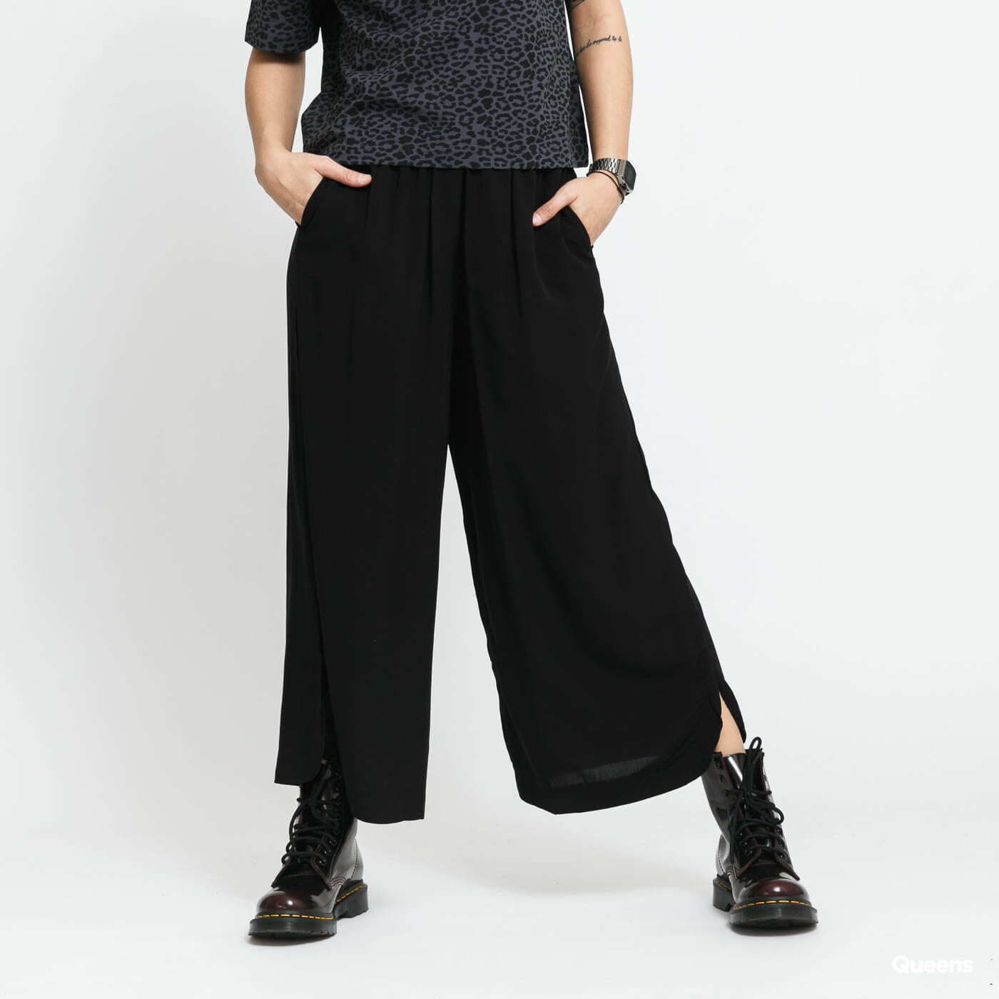 Hosen Urban Classics Ladies Wide Viscose Culotte Black
