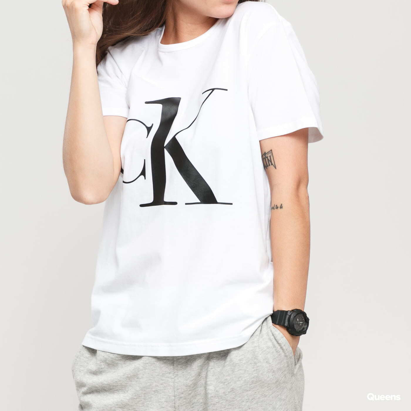 T shirt ck one outlet
