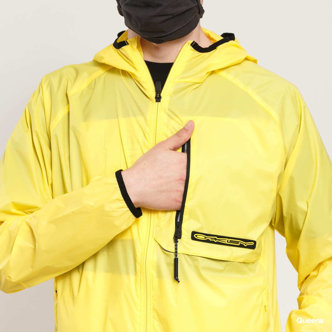 Větrovky Oakley Stretch Logo Patch Packable Jacket Yellow