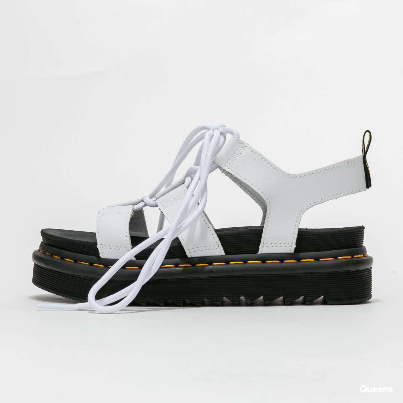 Women s sneakers and shoes Dr. Martens Nartilla white hydro Queens