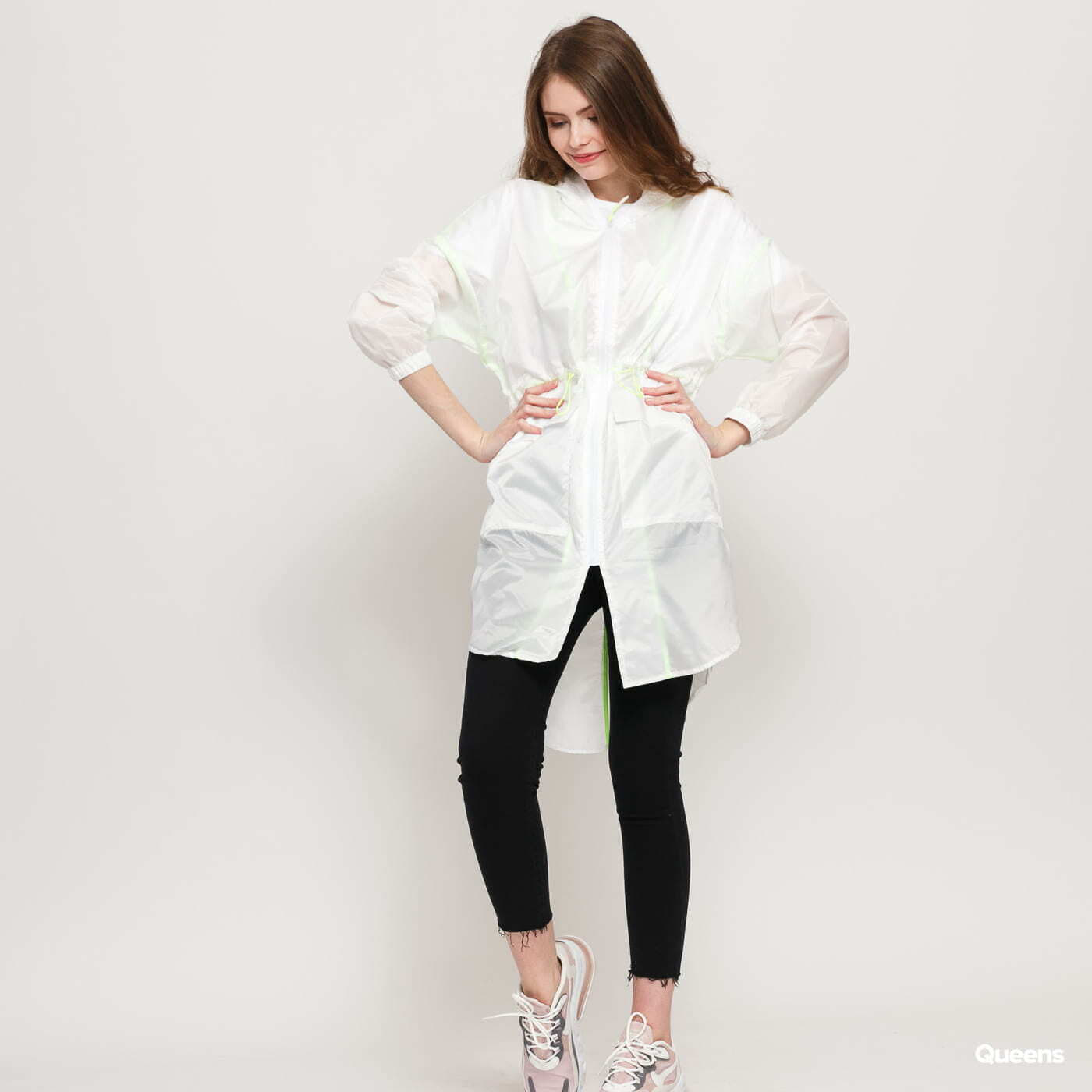 Треньорски якета Urban Classics Ladies Transparent Light Parka White