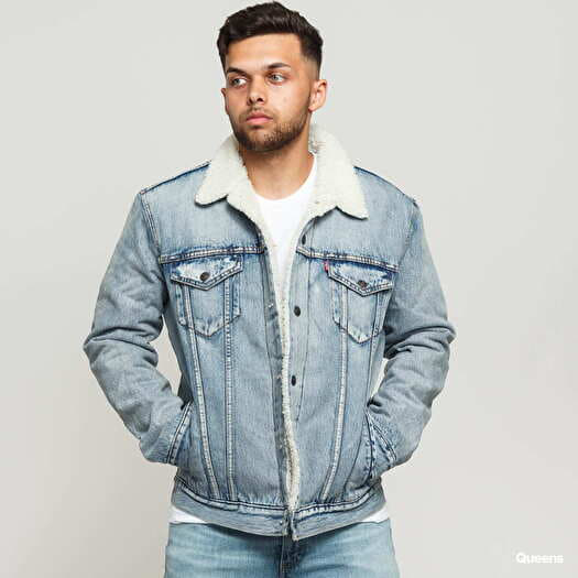 Levis Denim Fur Jacket DF238 | Port Independent | Denim jacket with fur,  Shirt jacket outfit, Jackets
