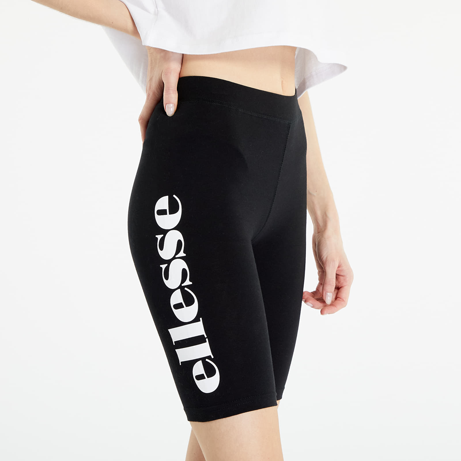 Ellesse tape hotsell cycle shorts