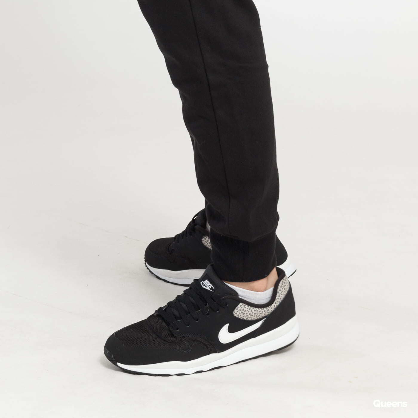 Jogginghosen Mass DNM Signature Sweatpants černé