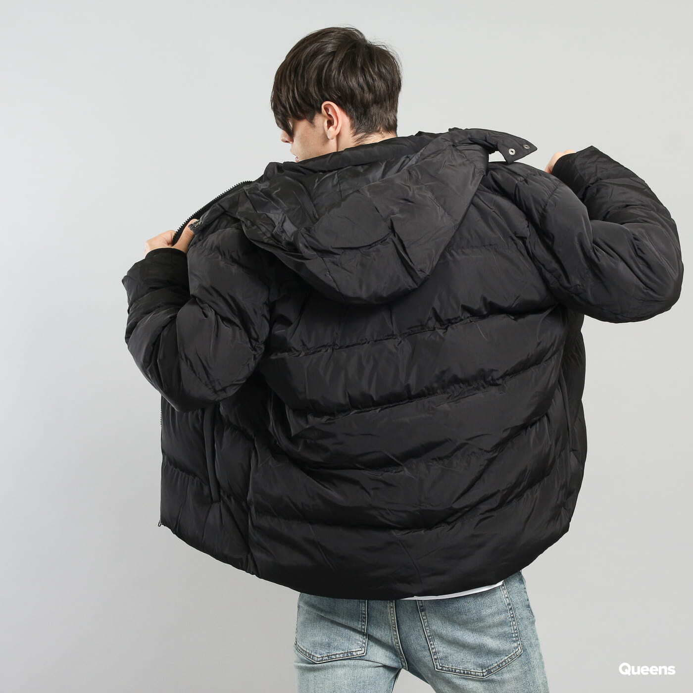 Jassen Urban Classics Hooded Puffer Jacket Black