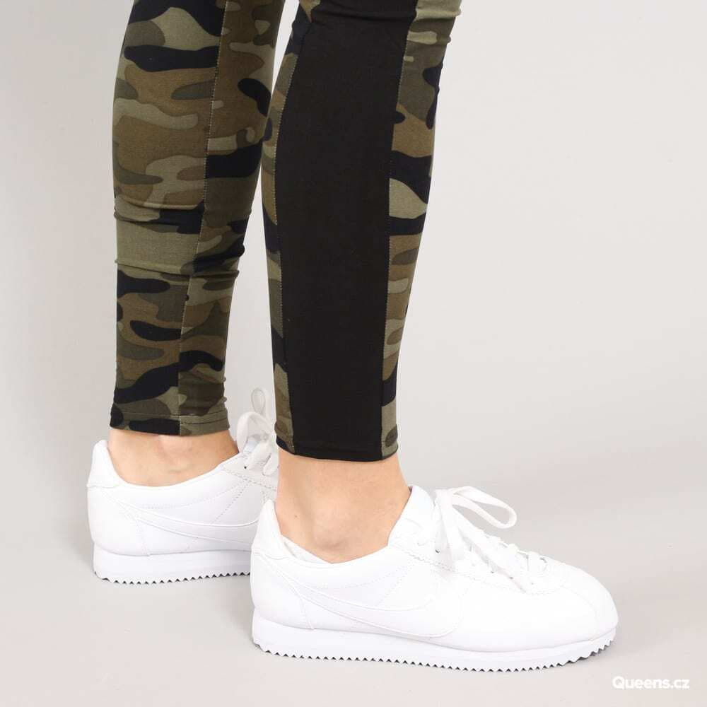 Legíny Urban Classics Ladies Camo Stripe Leggings Green Camo