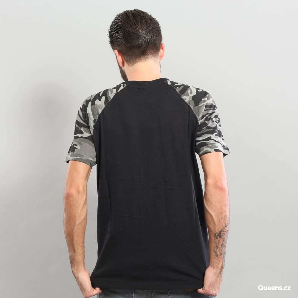 Koszulki Urban Classics Raglan Contrast Tee Black camo