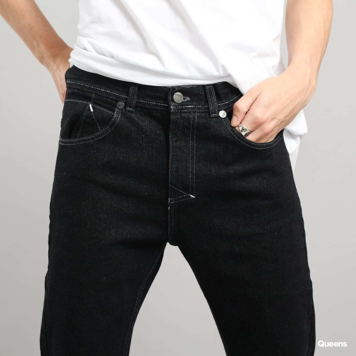 Jeans Mass DNM Signature Tapered Fit black rinse
