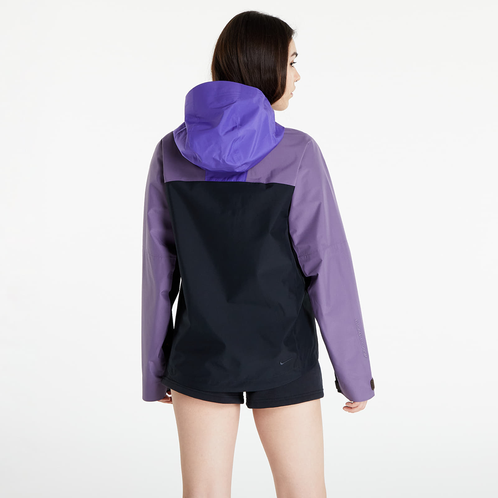 Jassen Nike ACG Cascade Rains Jacket Dark Iris/ Canyon Purple/ Summit White