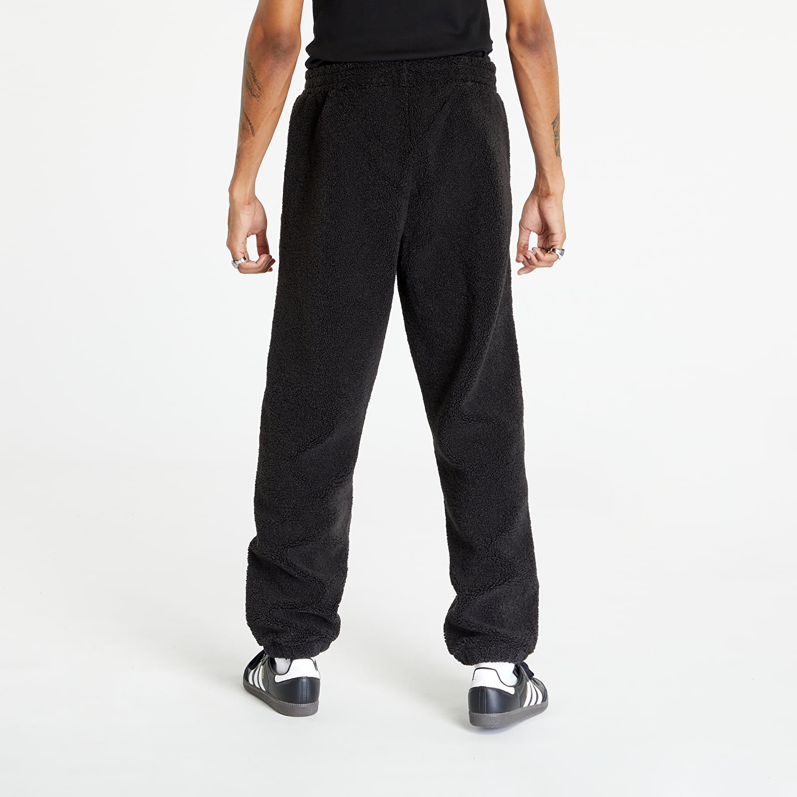 Sweatpants adidas Originals Essentials Fleese Pants Black
