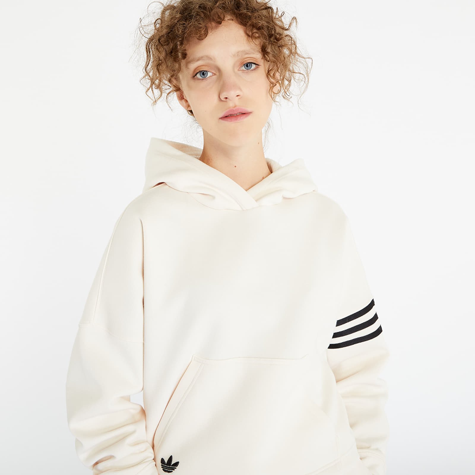 Mikinas ar kapuci un sporta krekli adidas Originals Neuclassics Hoodie Wonder White