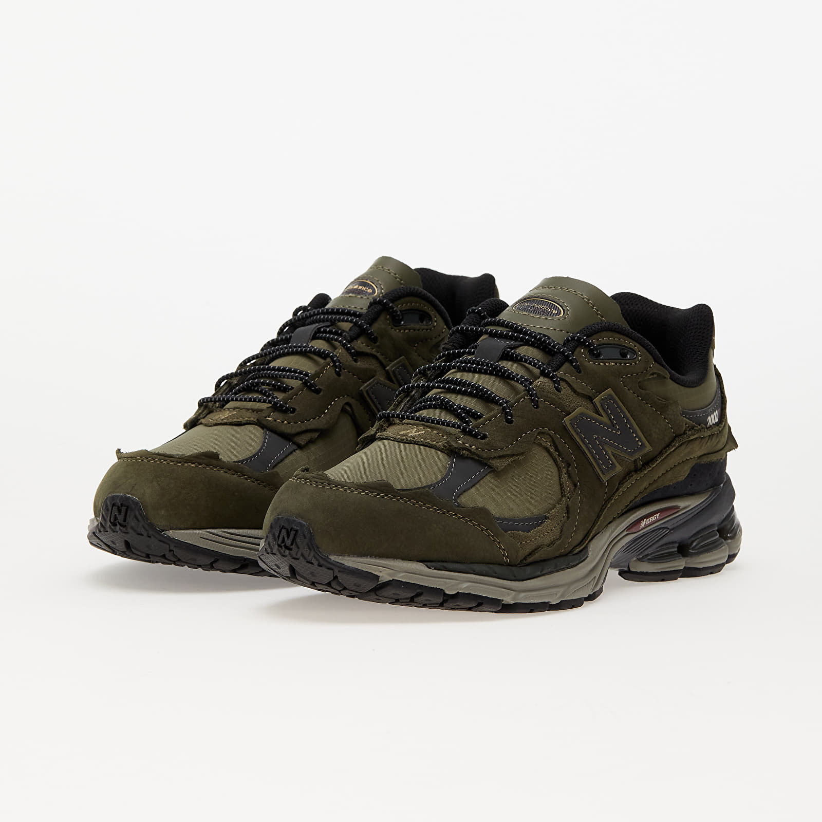Men's sneakers and shoes New Balance 2002R Dark Moss