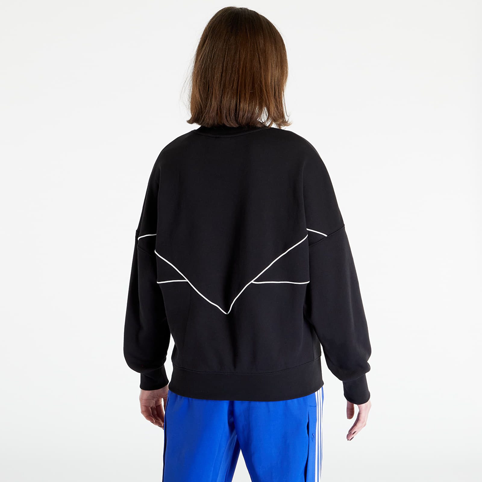 Sweatshirts adidas Originals Boyfriend Crew Black Queens