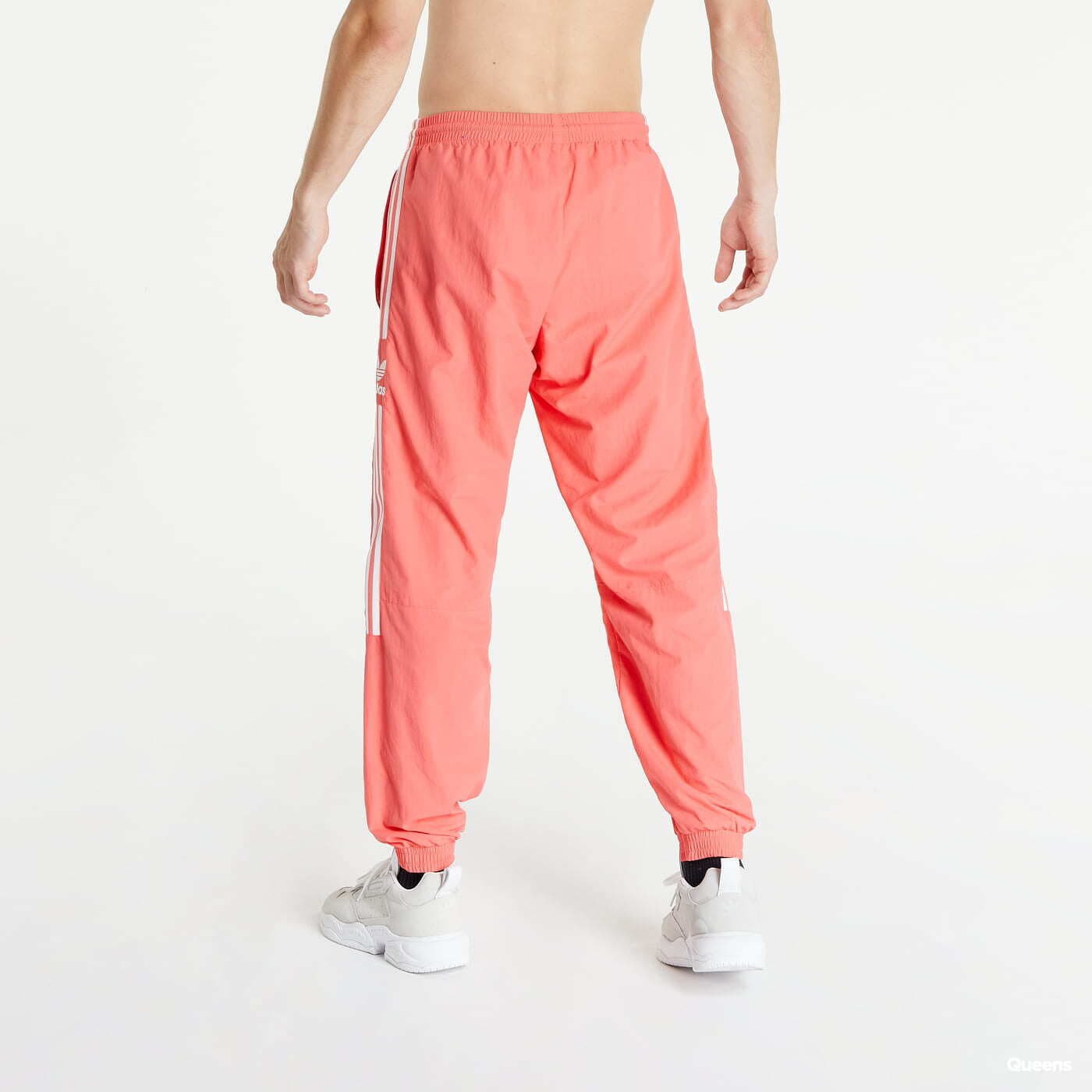 Adicolor locked up logo track pants top