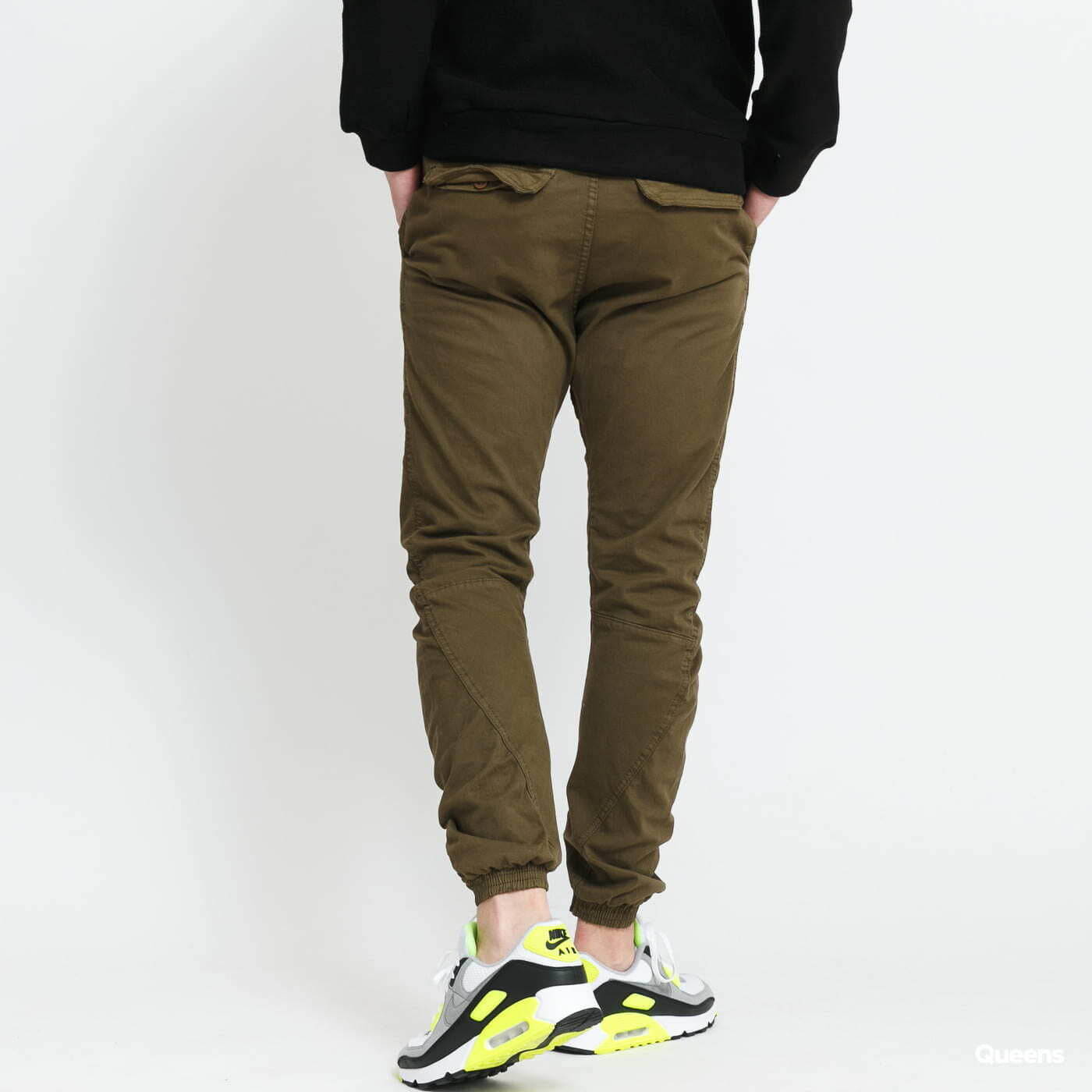 Bikses Urban Classics Stretch Jogging Pants Green