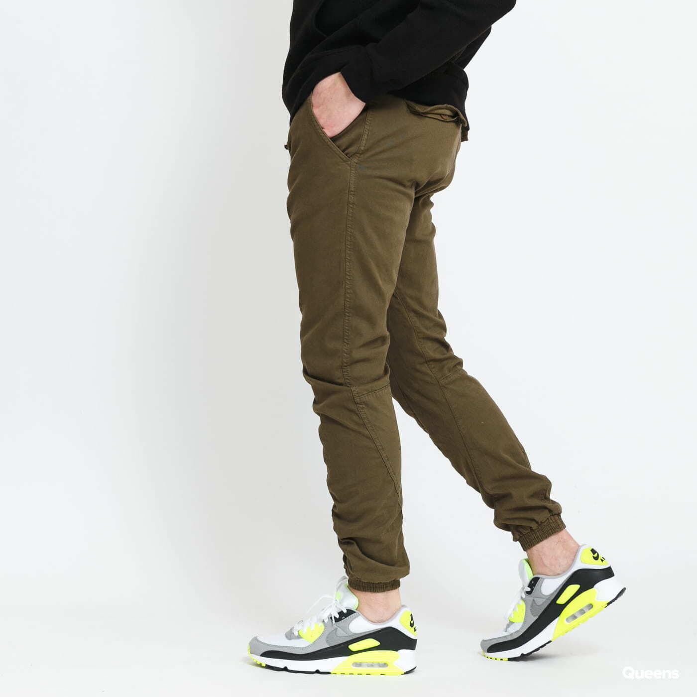 Bikses Urban Classics Stretch Jogging Pants Green