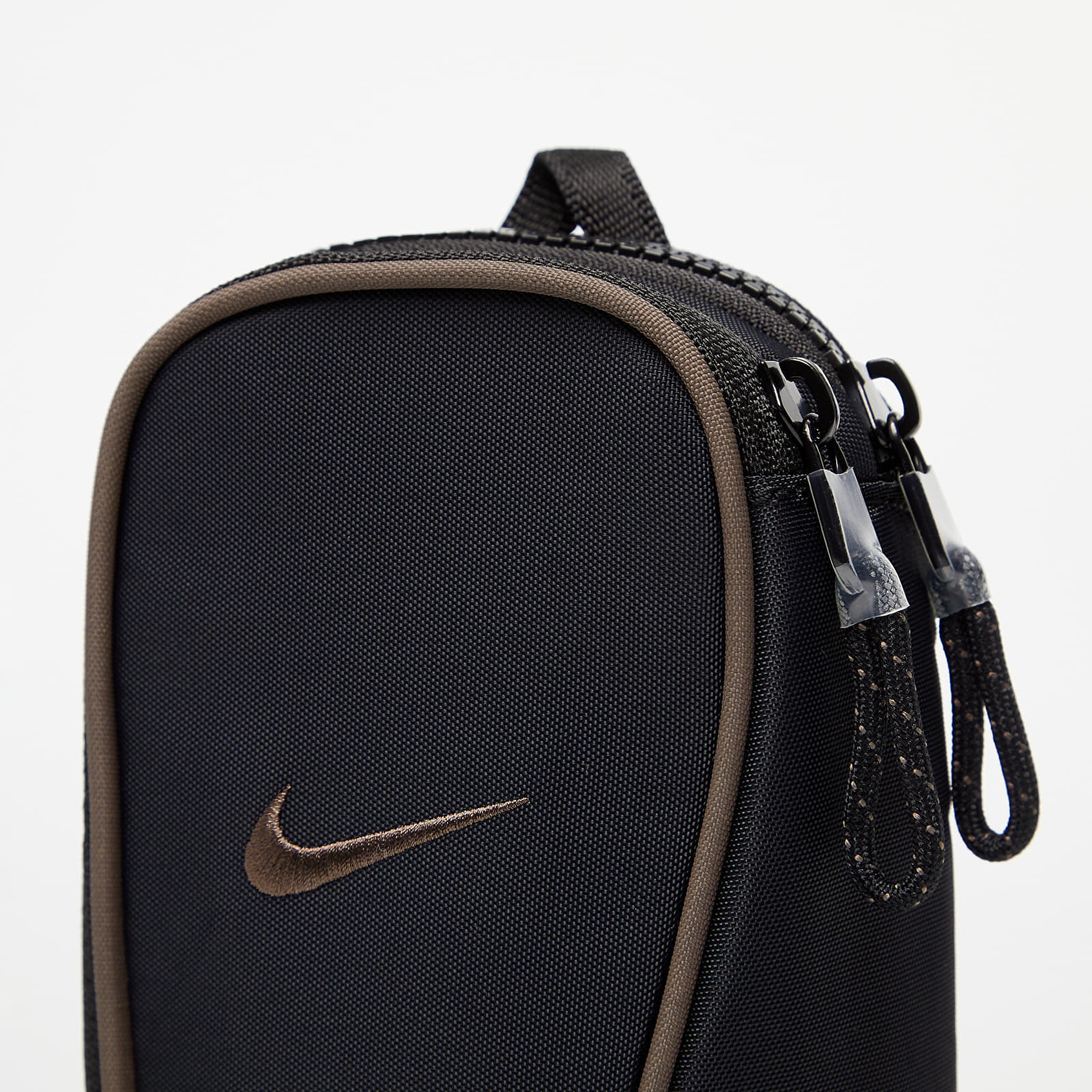 Umhängetaschen Nike NSW Essentials Crossbody Bag Black/ Black/ Ironstone