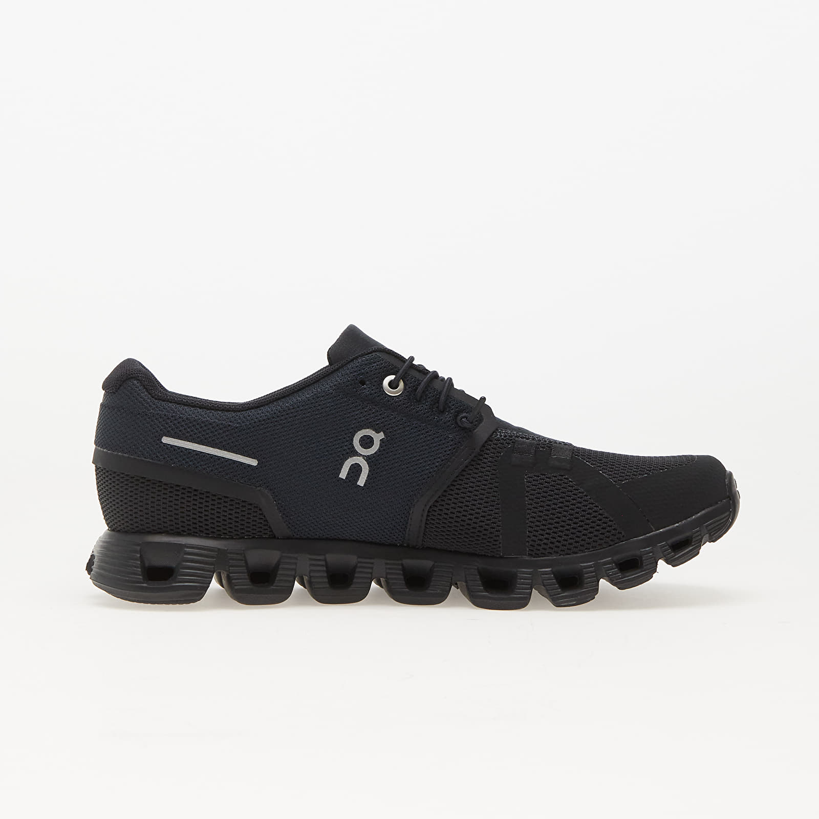 Naiste tossud ja kingad On W Cloud 5 All Black