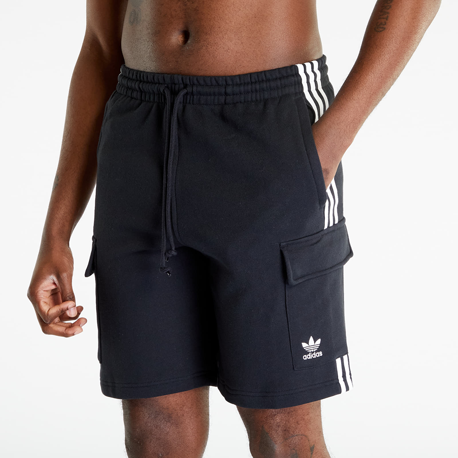 Cargo 3-Stripes Queens Short Shorts | Black Originals adidas