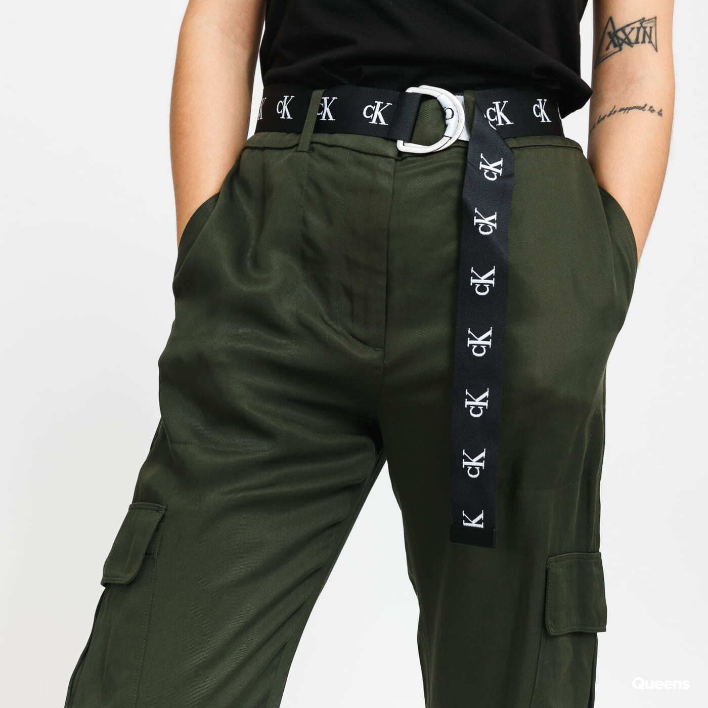 Cargo nohavice CALVIN KLEIN JEANS W Belted Utility Taper Olive