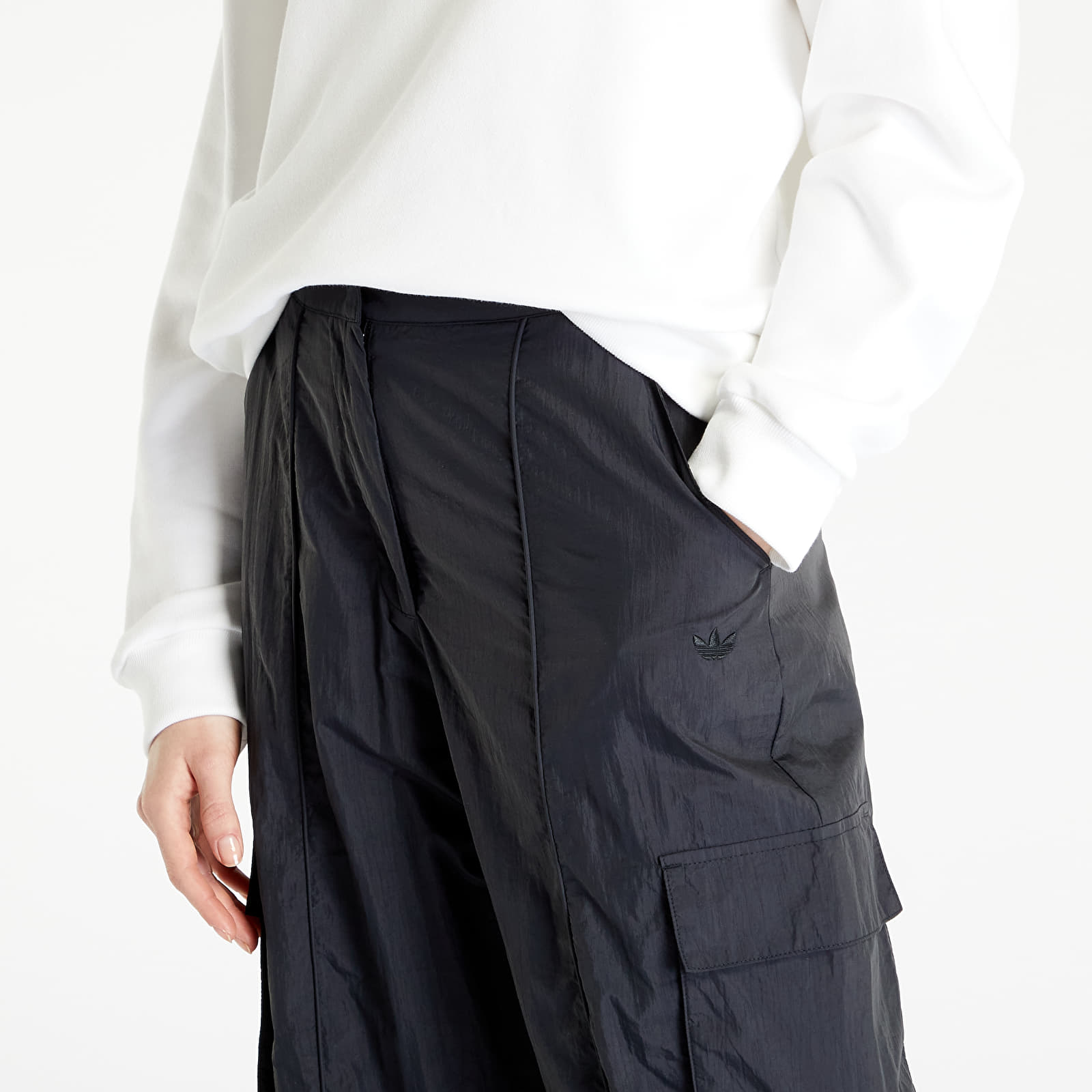 Cargo pants adidas Originals Premium Essentials Nylon Cargo Black