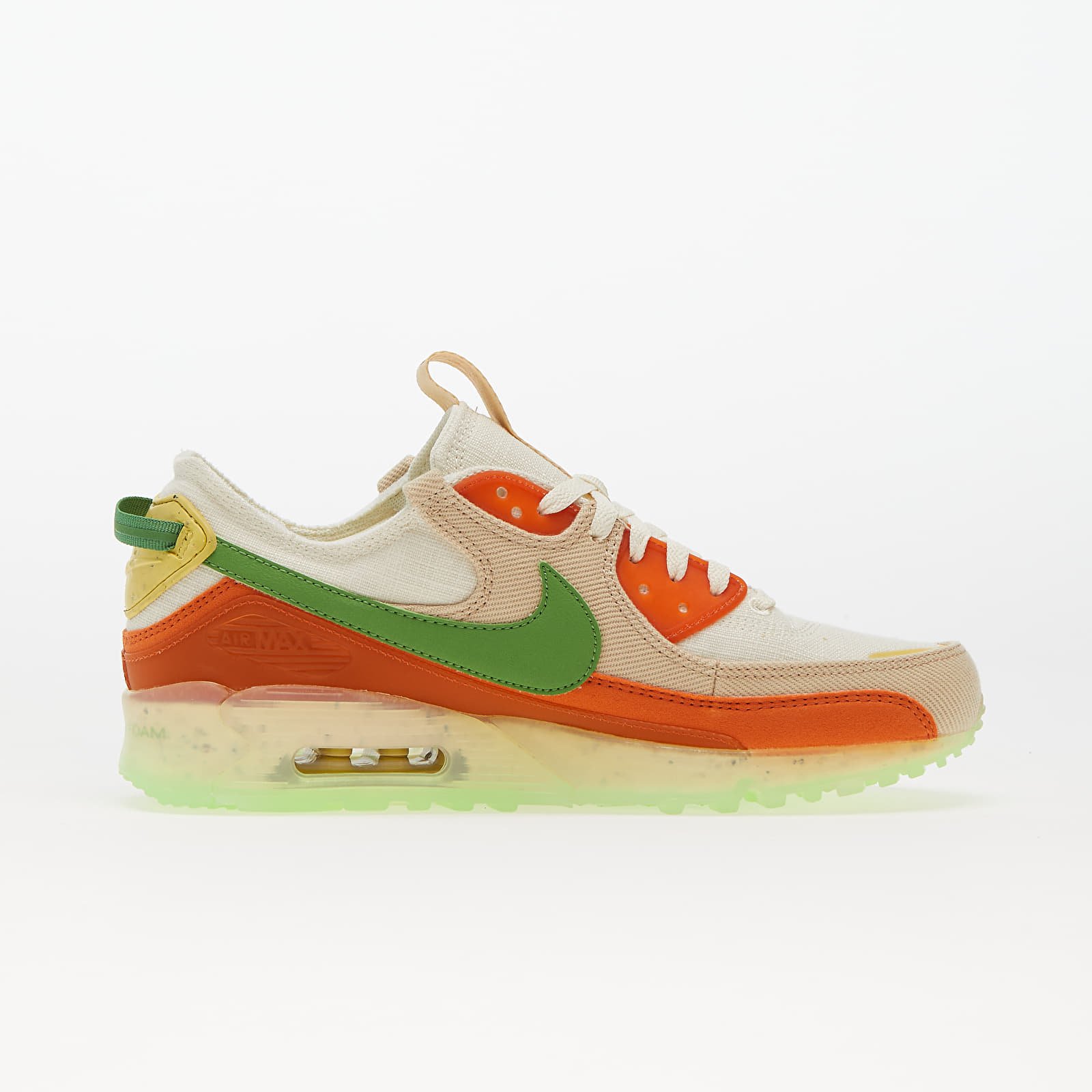 Miesten lenkkarit ja kengät Nike Air Max Terrascape 90 Coconut Milk/ Chlorophyll-Sesame-Celery