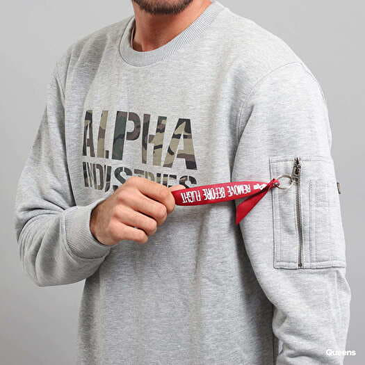 Alpha industries camo print sweat top
