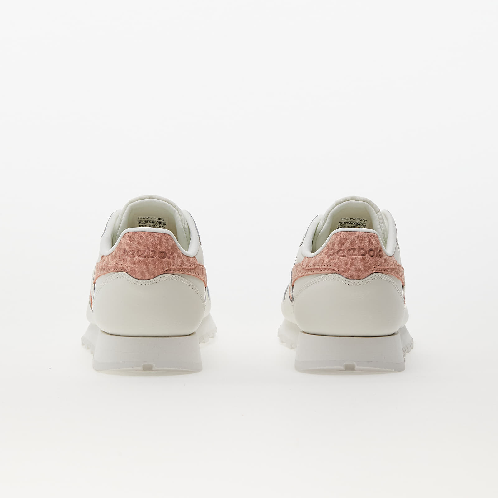 Women's sneakers and shoes Reebok Classic Leather Chalk/ AURORG/ Chalk