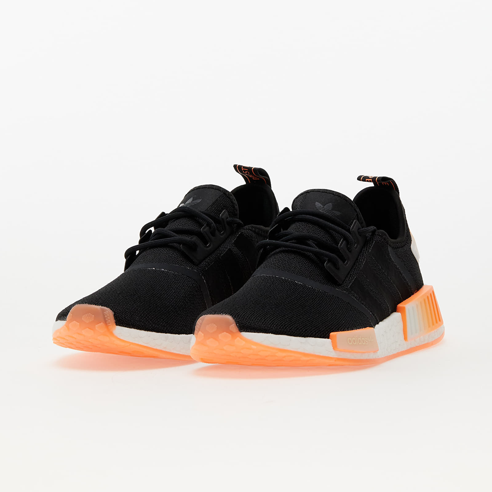 Sneakers und Schuhe fur Frauen adidas Originals NMD R1 W Core Black Orage Ftw White Queens