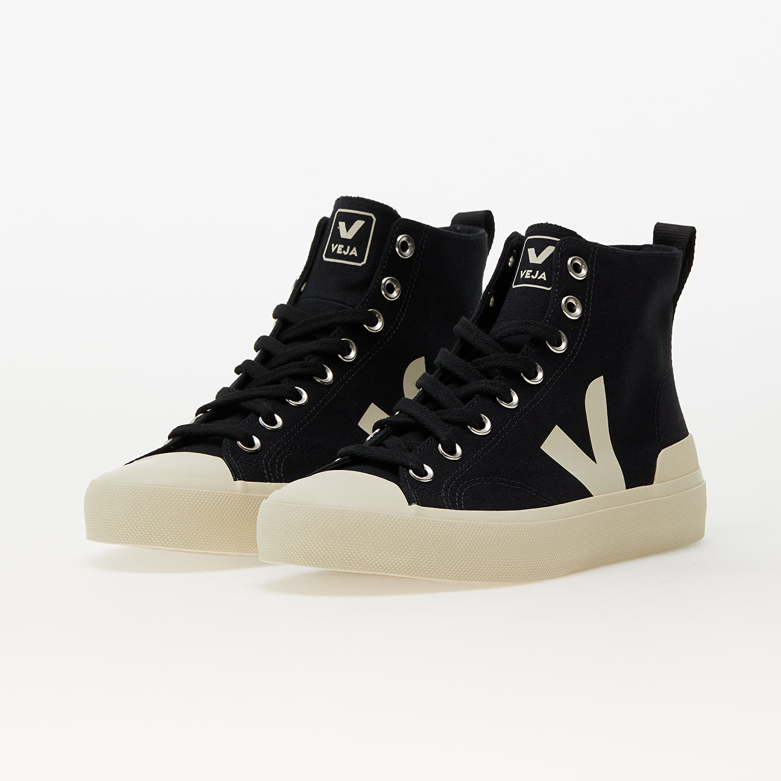 Women's sneakers and shoes Veja Wata II Canvas W Black/ Pierre